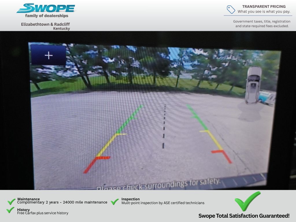 Used 2023 Ford Explorer XLT w/ Equipment Group 202A AWD/4WD image 29
