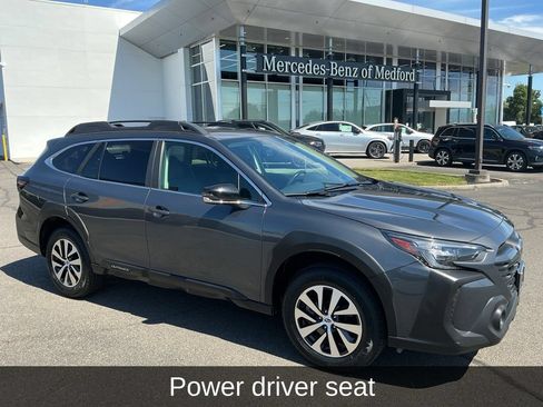 Used 2024 Subaru Outback Premium AWD/4WD image 7