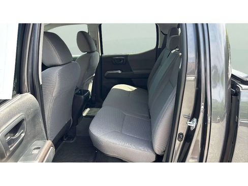 Used 2023 Toyota Tacoma SR5 AWD/4WD image 11