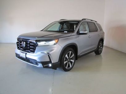 Certified 2023 Honda Pilot Touring