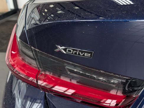 New 2026 BMW 330i xDrive Sedan w/ Premium Package image 4