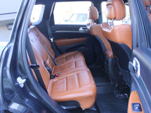 Used 2015 Jeep Grand Cherokee SRT w/ Trailer Tow Group IV image 27