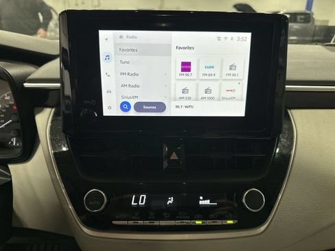 Used 2023 Toyota Corolla LE FWD image 16