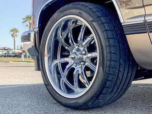 Used 1994 Chevrolet Silverado 1500 2WD Regular Cab image 56