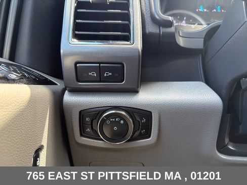 Used 2022 Ford F250 XLT w/ XLT Premium Package AWD/4WD image 23