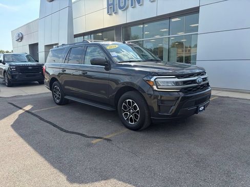 Used 2024 Ford Expedition Max XLT AWD/4WD image 37