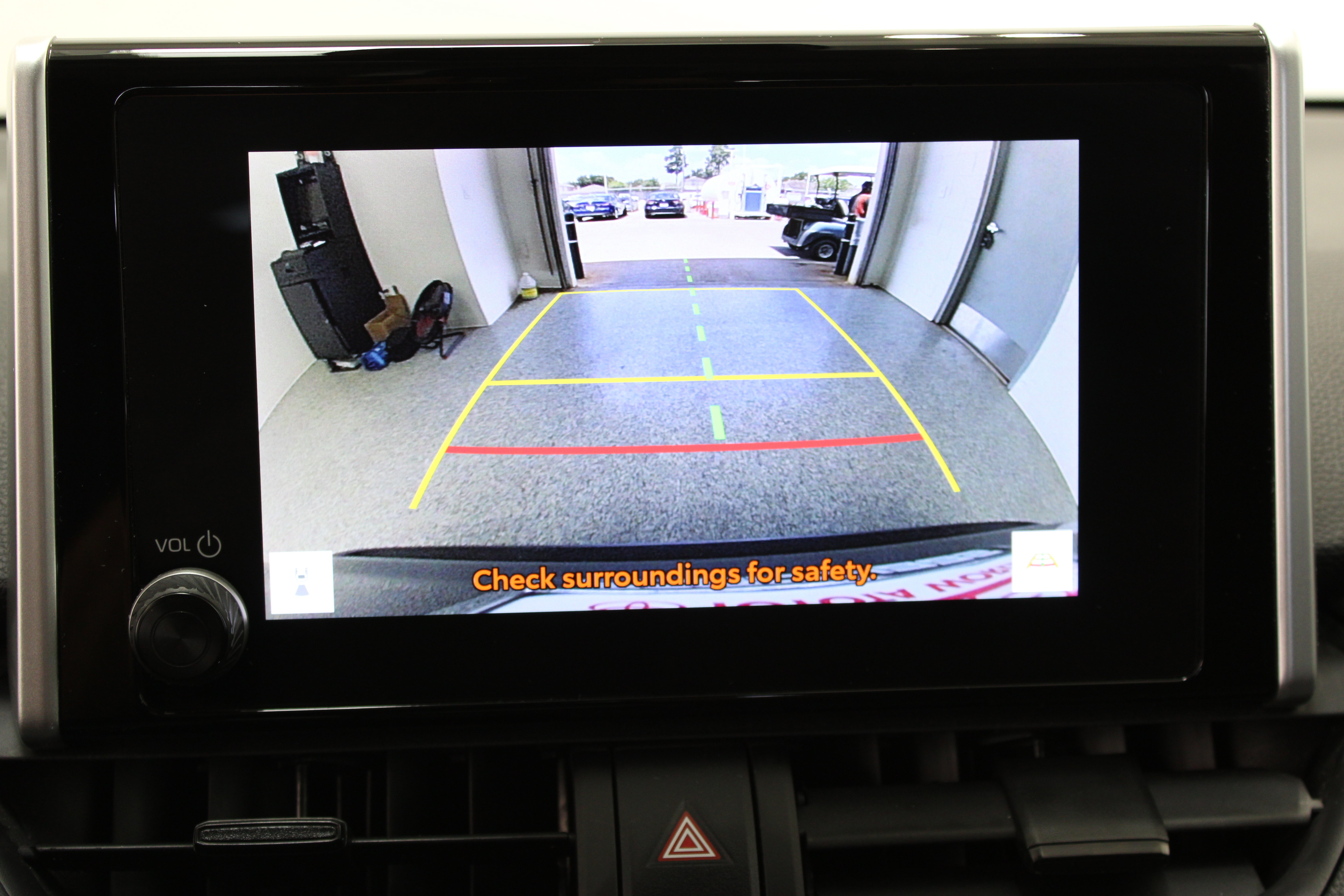 Used 2025 Toyota RAV4 XLE FWD image 21