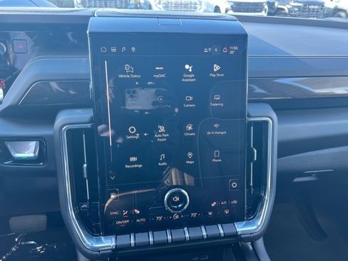 New 2026 GMC Yukon Elevation image 16