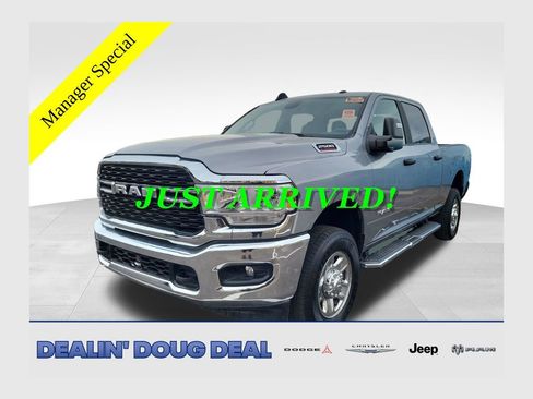 Used 2024 RAM 2500 Big Horn w/ Bed Utility Group image 1