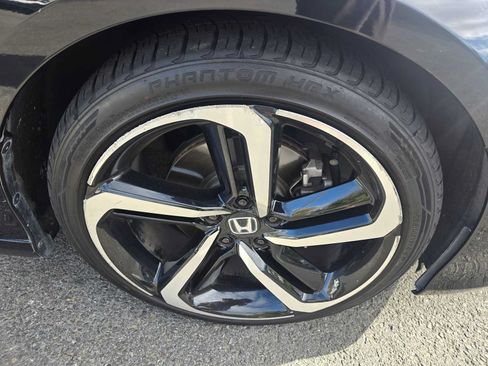 Used 2019 Honda Accord Sport image 9