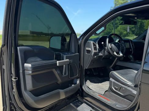 Used 2018 Ford F150 Raptor w/ Equipment Group 802A Luxury AWD/4WD image 11