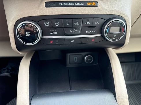 Certified 2020 Ford Escape SEL AWD/4WD image 25