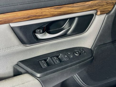 Used 2018 Honda CR-V EX image 10