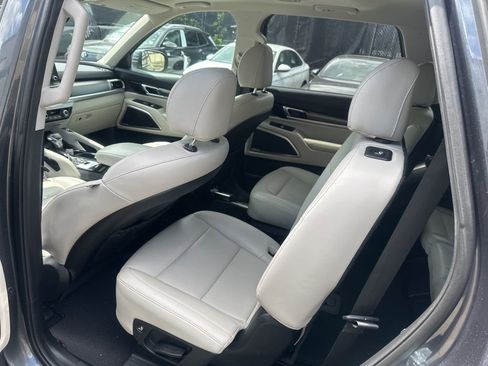 Used 2021 Kia Telluride S image 23