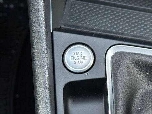 New 2025 Volkswagen Jetta SE image 34