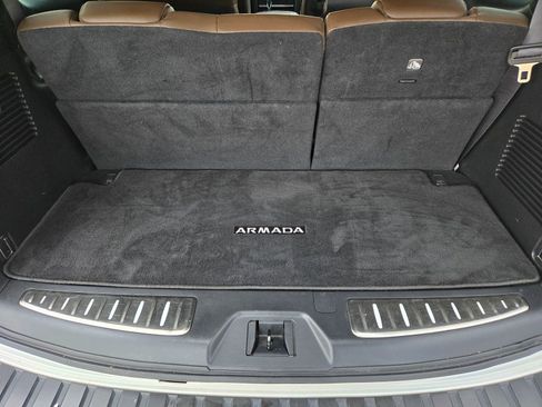 Used 2023 Nissan Armada Platinum w/ Captain's Chairs Package RWD image 31