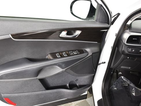 Used 2019 Kia Sorento FWD w/ LX Convenience Package image 34