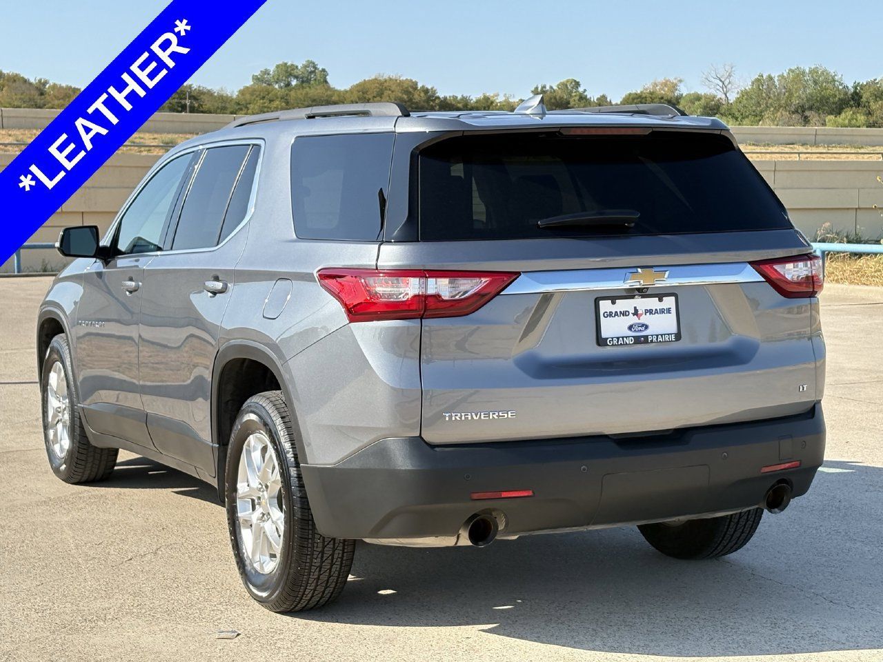 Used 2020 Chevrolet Traverse LT FWD image 6