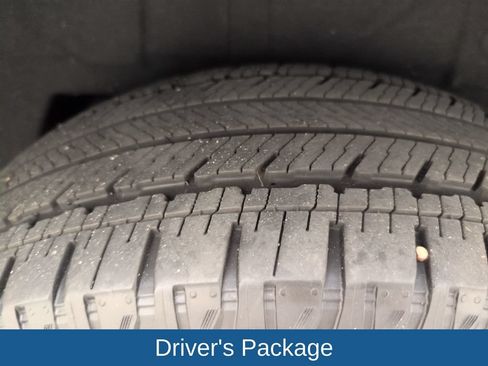 Used 2025 Ford Expedition Platinum w/ Driver's Package AWD/4WD image 20