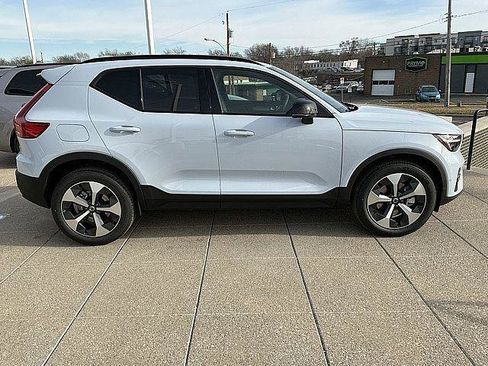 New 2026 Volvo XC40 B5 Plus w/ Protection Package Premier AWD/4WD image 7