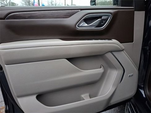 Certified 2023 Chevrolet Suburban LT image 14