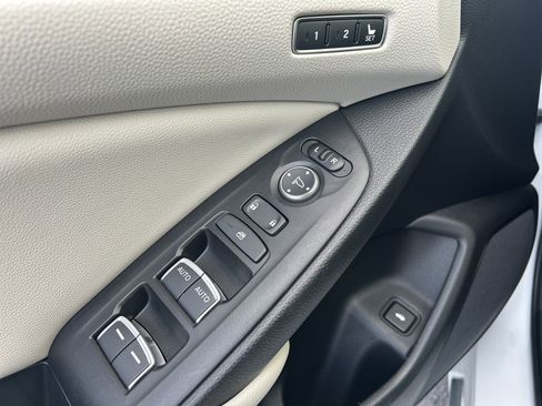 Used 2022 Honda Accord Touring image 23