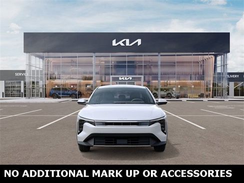 New 2025 Kia K4 EX image 2
