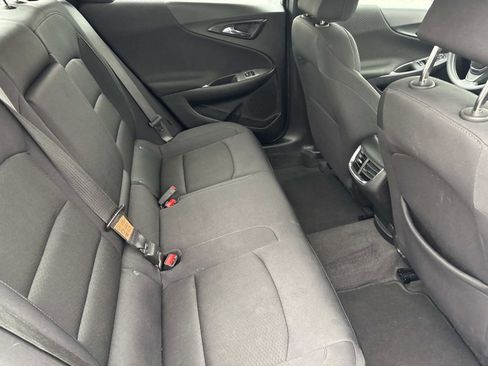 Used 2024 Chevrolet Malibu LT image 31