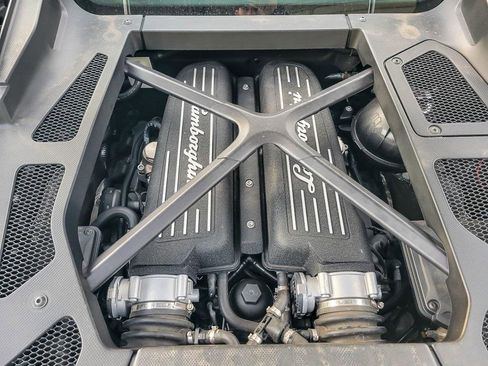 Used 2017 Lamborghini Huracan LP 580-2 image 26