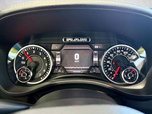 Used 2021 RAM 1500 Laramie w/ Sport Appearance Package AWD/4WD image 7