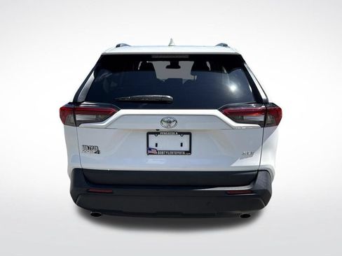 Used 2024 Toyota RAV4 XLE FWD image 6