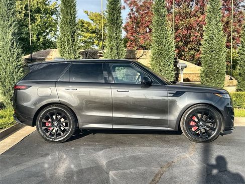 Certified 2023 Land Rover Range Rover Sport SE Dynamic image 6