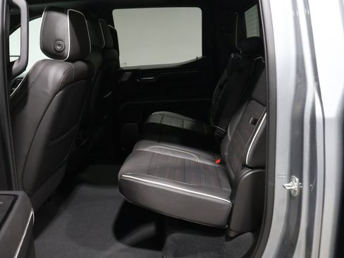 Used 2025 GMC Sierra 1500 AT4X image 19