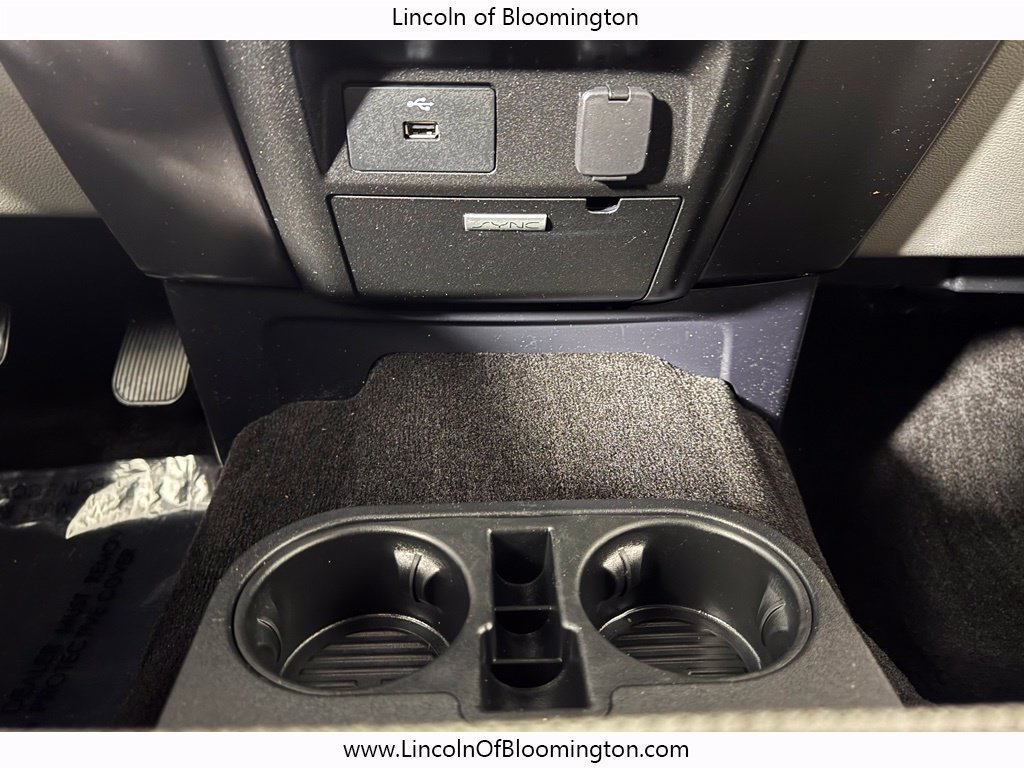 Used 2016 Ford F150 XLT AWD/4WD image 12