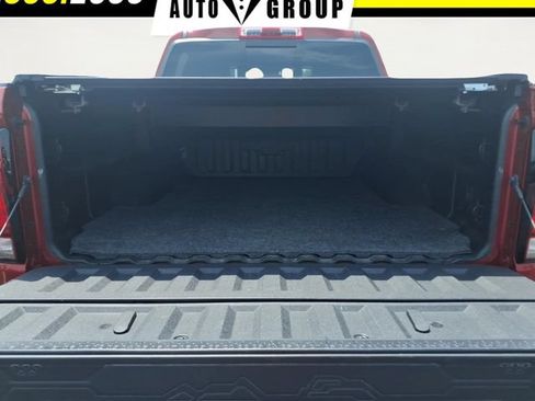 Used 2026 Chevrolet Colorado ZR2 w/ Technology Package AWD/4WD image 20