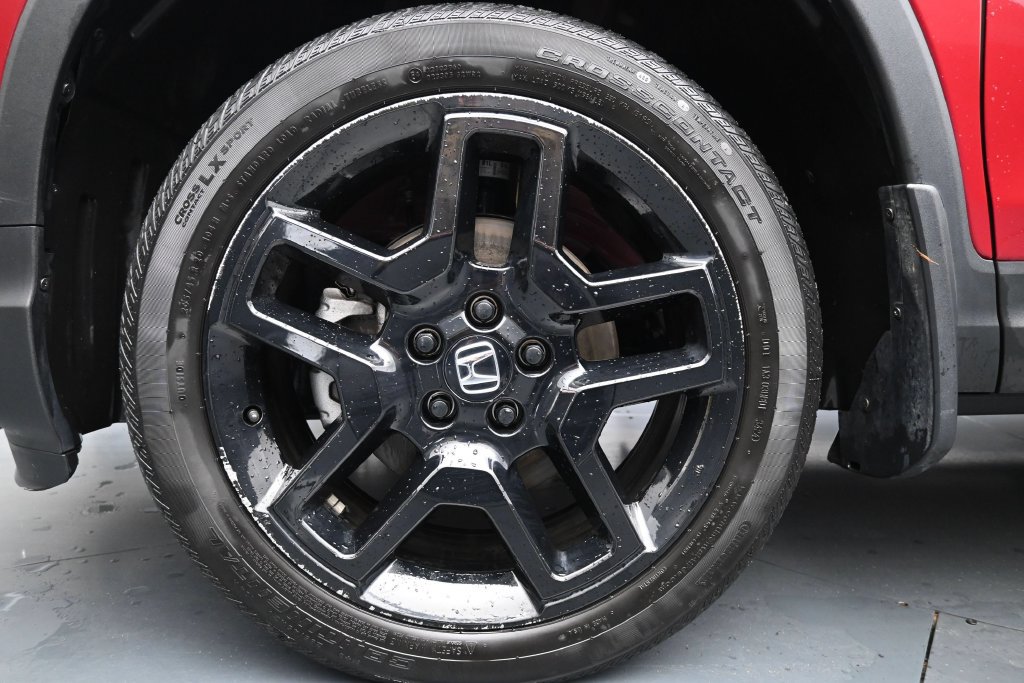 Used 2025 Honda Passport Black Edition image 12