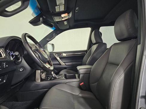 Used 2020 Lexus GX 460 Premium image 25