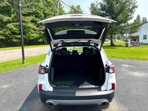 Used 2022 Ford Escape SEL w/ Technology Package image 15