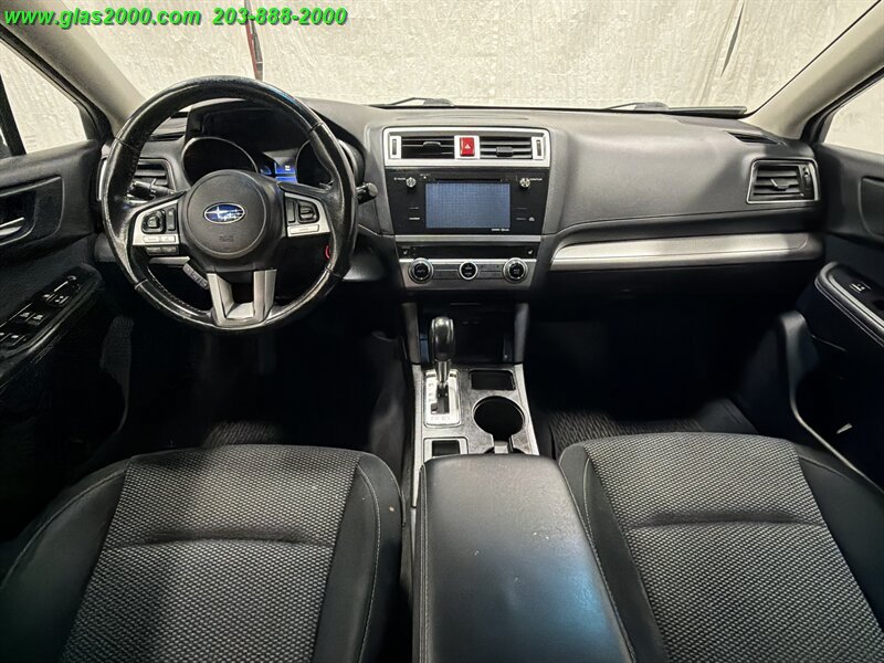 Used 2017 Subaru Outback 2.5i Premium AWD/4WD image 6