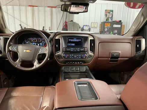 Used 2017 Chevrolet Silverado 2500 High Country w/ Duramax Plus Package AWD/4WD image 16