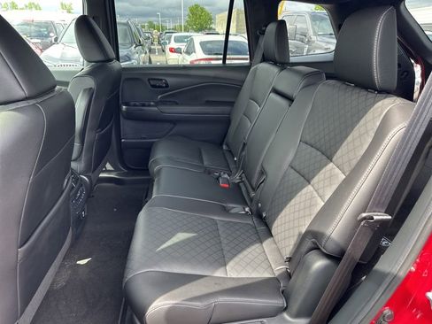 Used 2022 Honda Passport Elite image 14