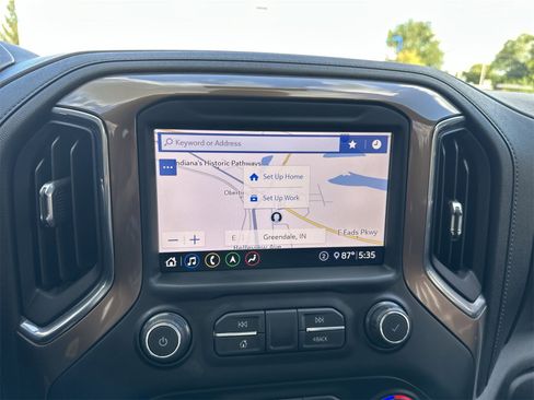 Used 2020 Chevrolet Silverado 2500 High Country w/ Z71 Off-Road Package image 14