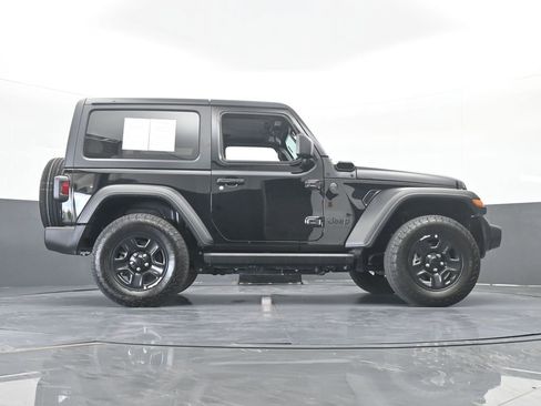 Used 2025 Jeep Wrangler Sport image 56