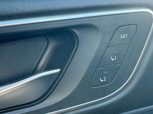 Used 2022 Nissan Rogue Platinum w/ Head-Up Display Package image 23