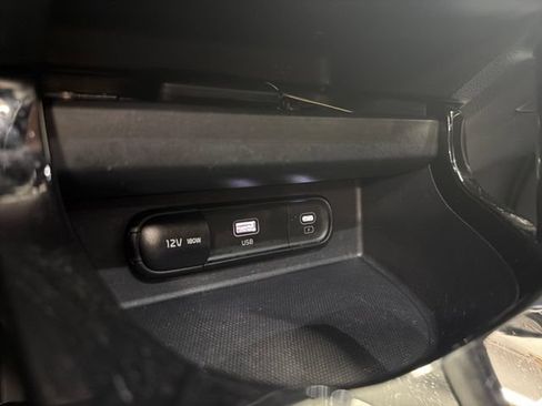 Certified 2024 Kia Seltos S FWD image 25