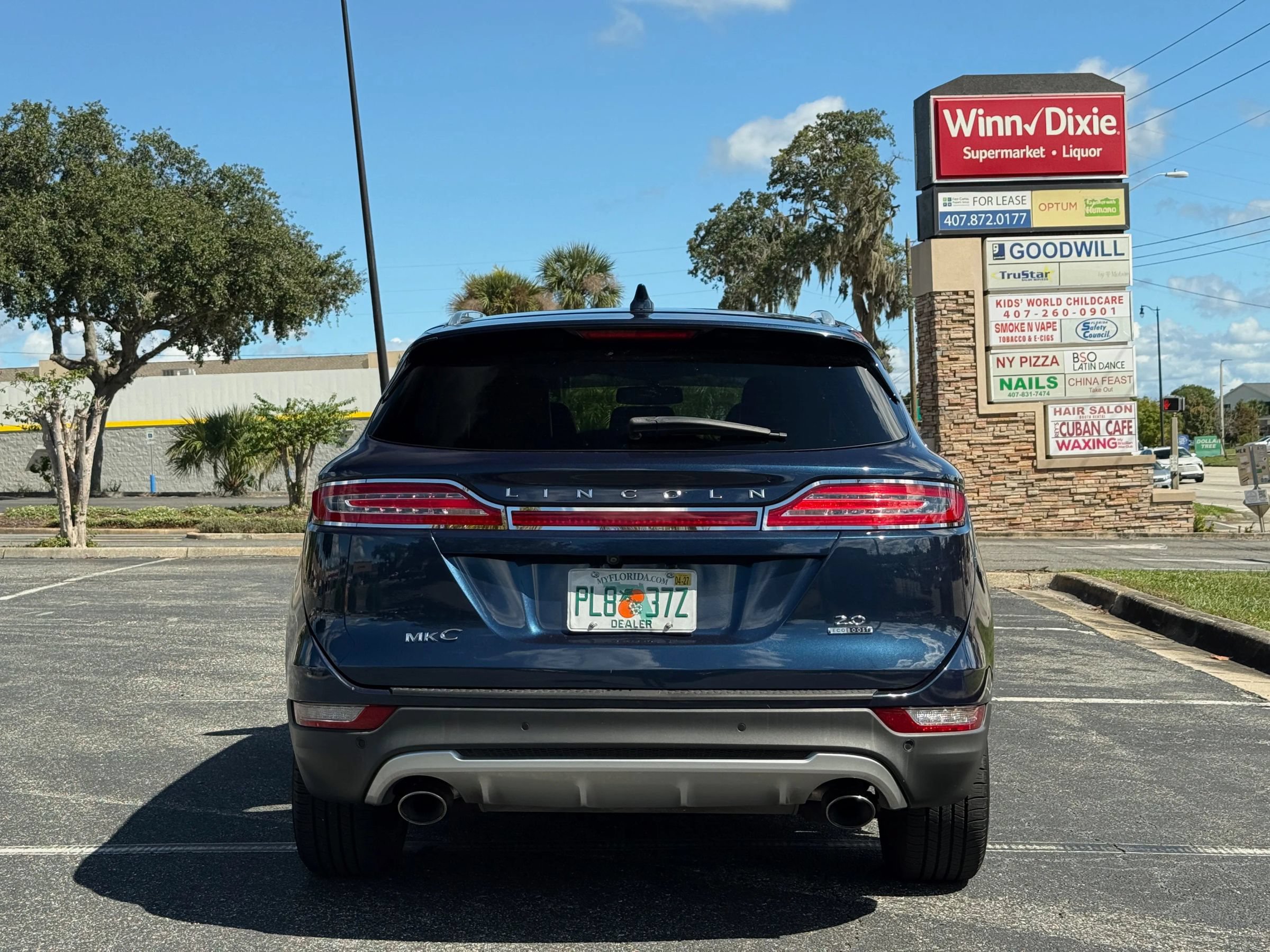 Used 2015 Lincoln MKC FWD w/ Equipment Group 102A Reserve image 6