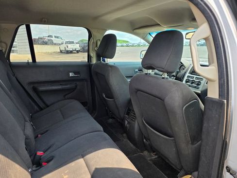 Used 2010 Ford Edge SEL AWD/4WD image 7