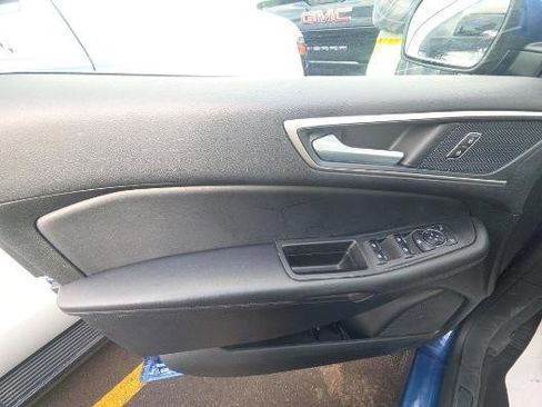 Used 2024 Ford Edge SEL w/ Convenience Package image 8