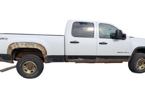 Used 2007 GMC Sierra 2500 SLE w/ SLE1 Preferred Package AWD/4WD image 7