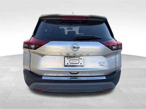 Used 2021 Nissan Rogue SL FWD image 7